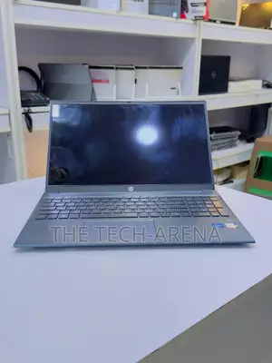 New Laptop HP 250 G4 16GB AMD Ryzen 5 SSD 512GB