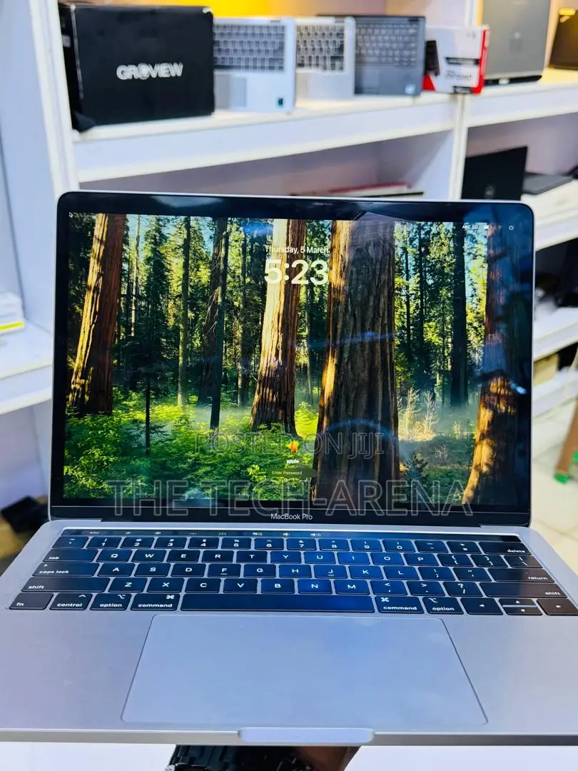 Laptop Apple MacBook Pro 2018 16GB Intel Core i5 SSD 512GB