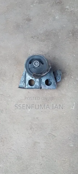 Nissan X-Trail Ordinary Engine Mounting