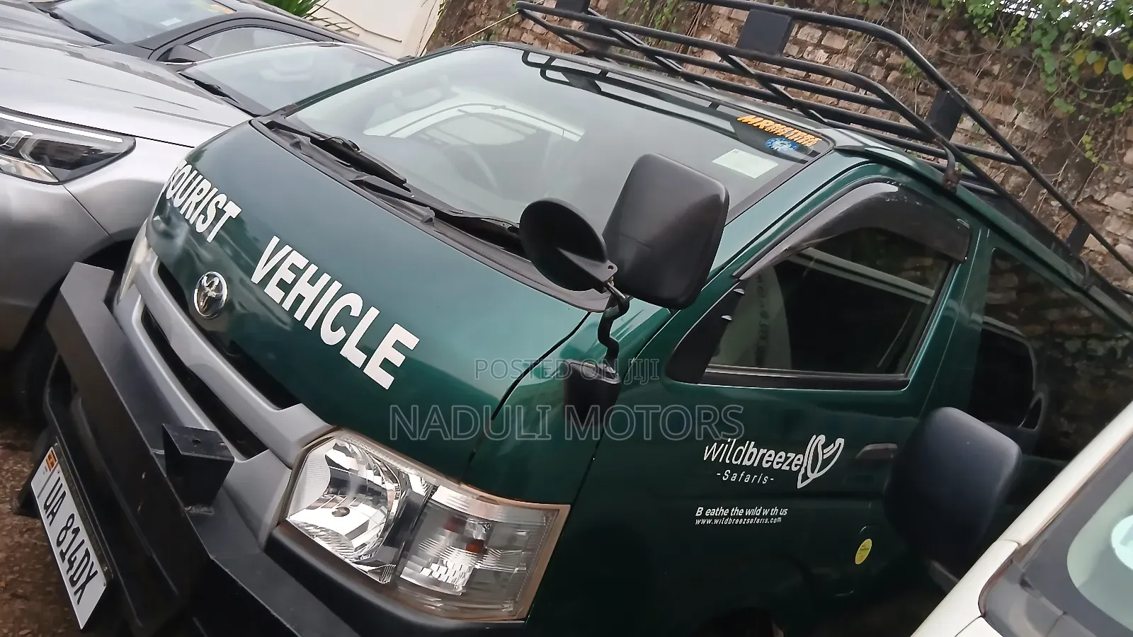 Toyota HiAce 2011 Green