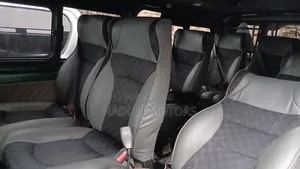 Toyota HiAce 2011 Green