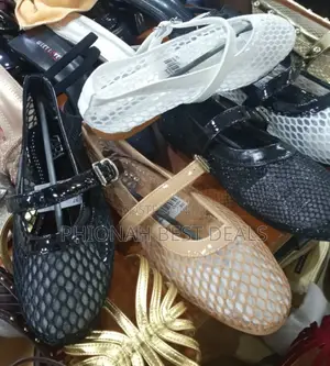 Netted Shoe Pumps