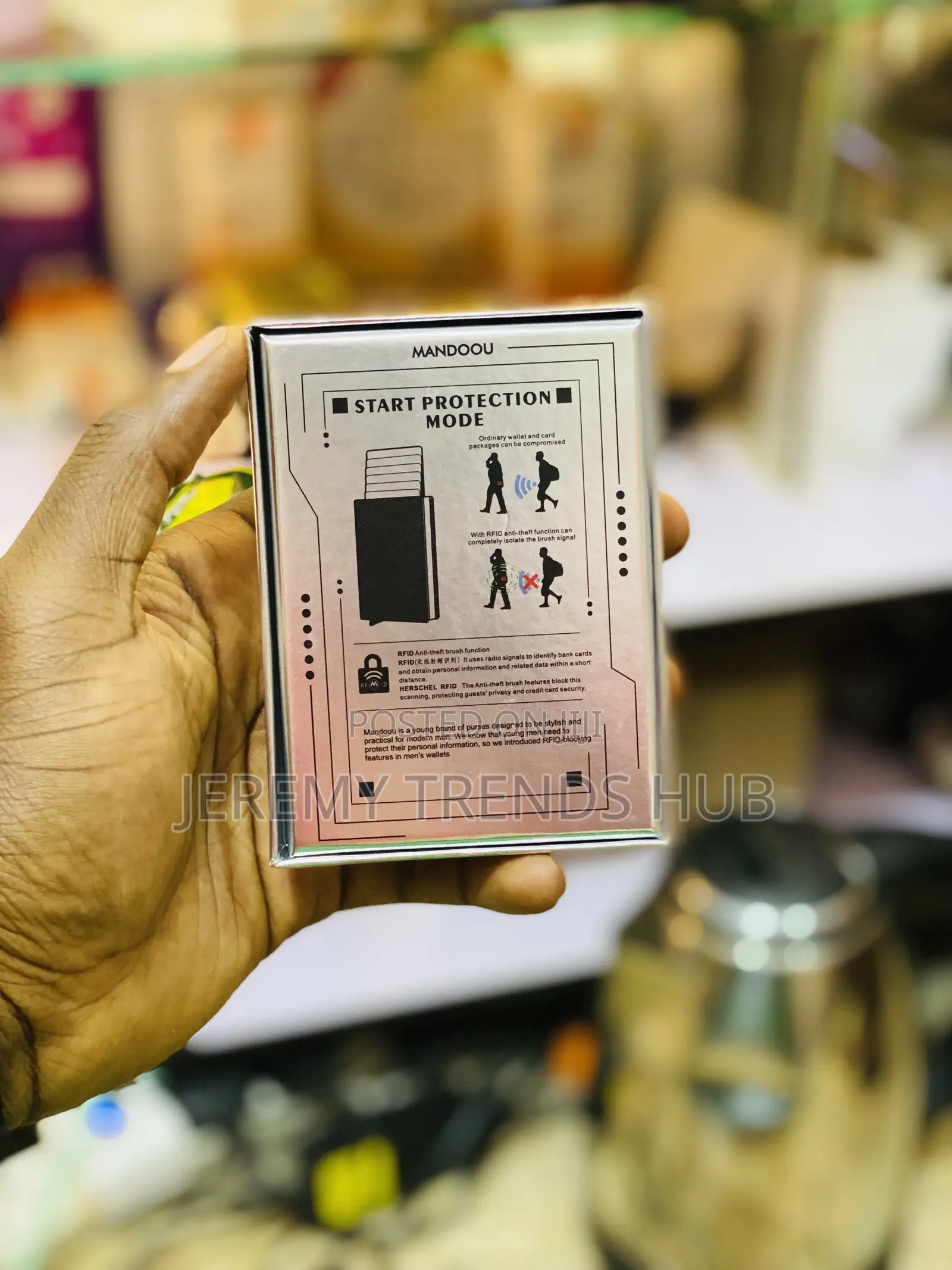 Mandoou Branded Metal Card Holder