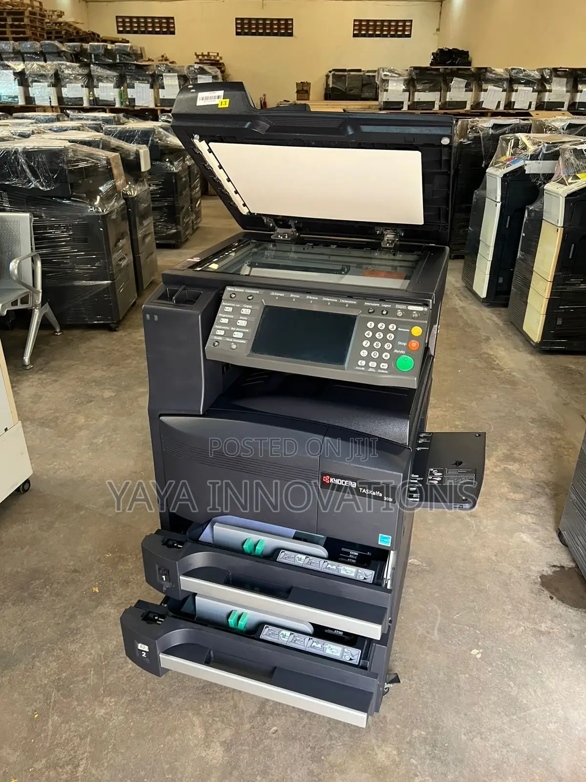 Taskalfa 300i