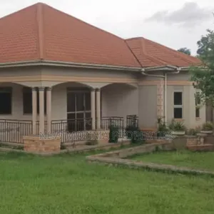 4bdrm Bungalow in Gayaza, Central Division for sale