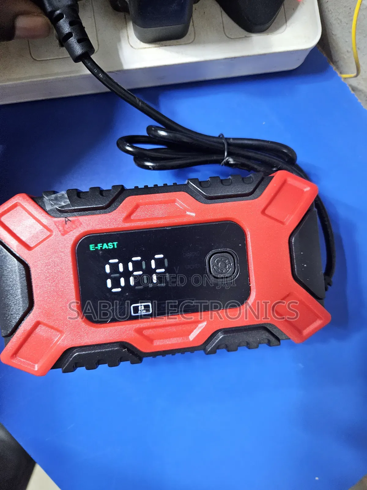 Battery Charger 12v For Cars And Solar Batteries-