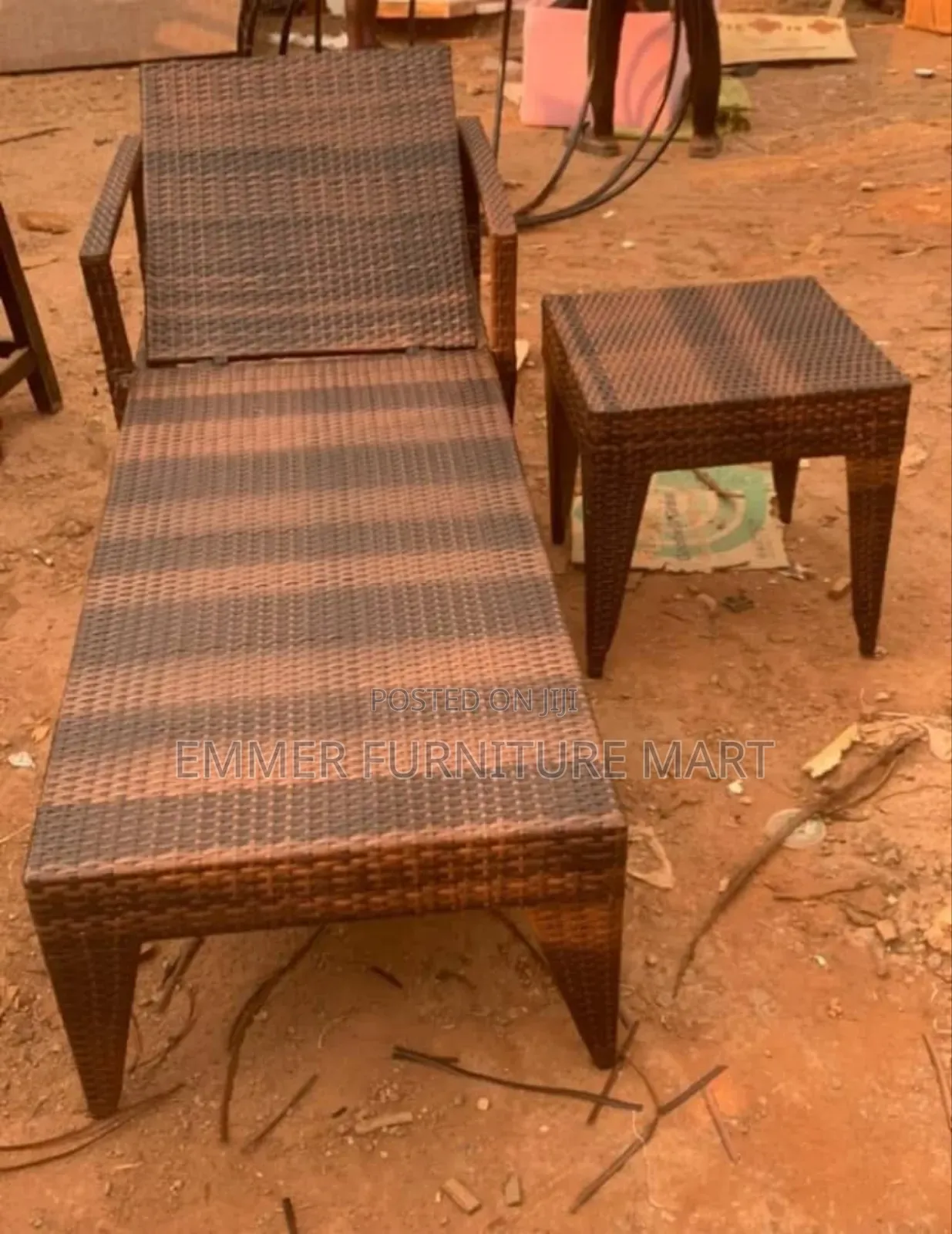 Pool Bed Crafts With Table Stool