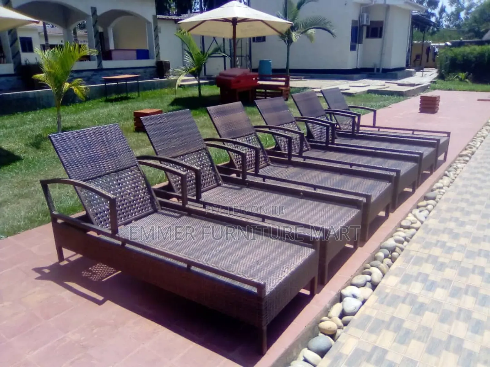 Pool Bed Crafts With Table Stool