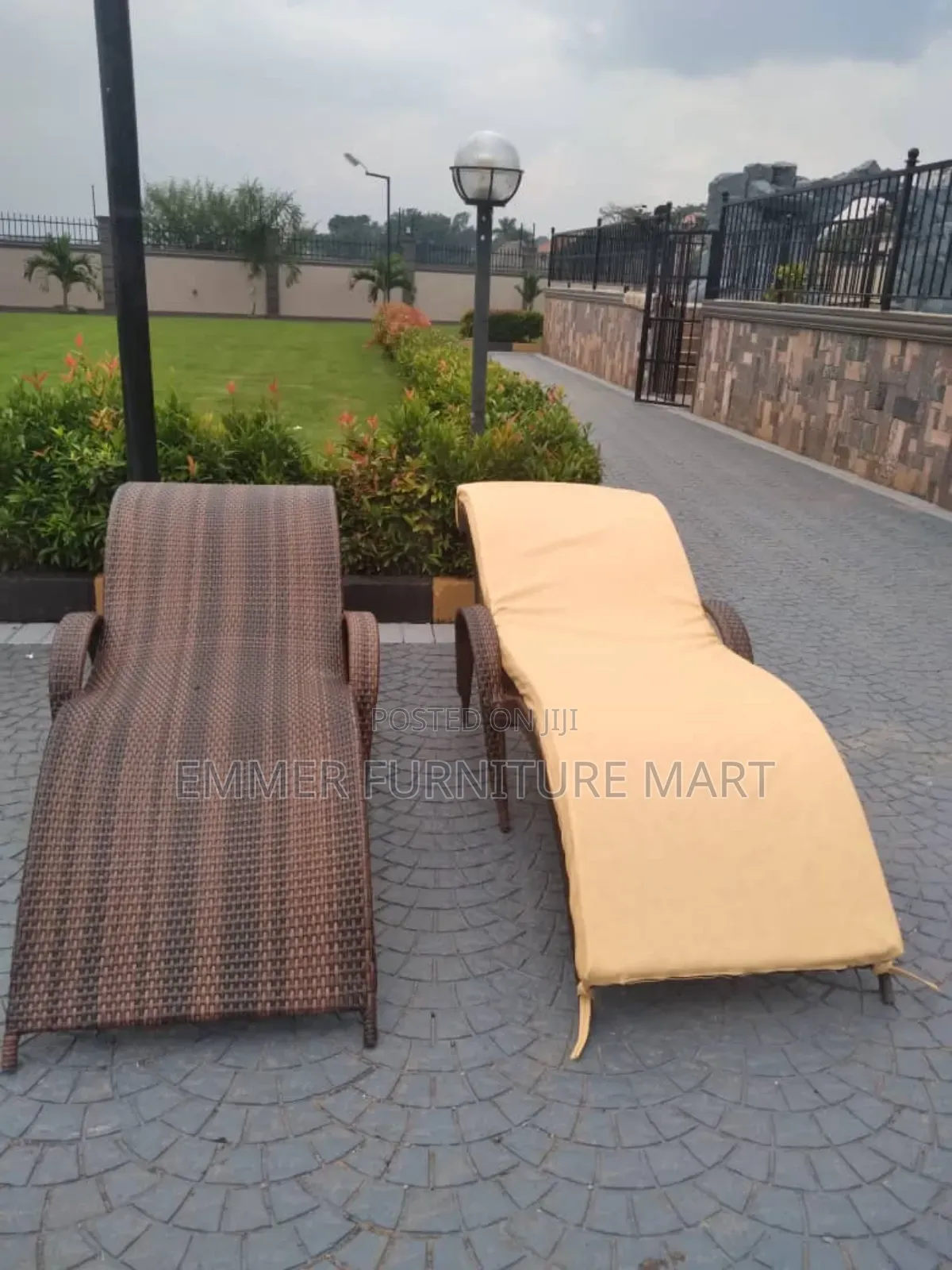 Pool Bed Crafts With Table Stool