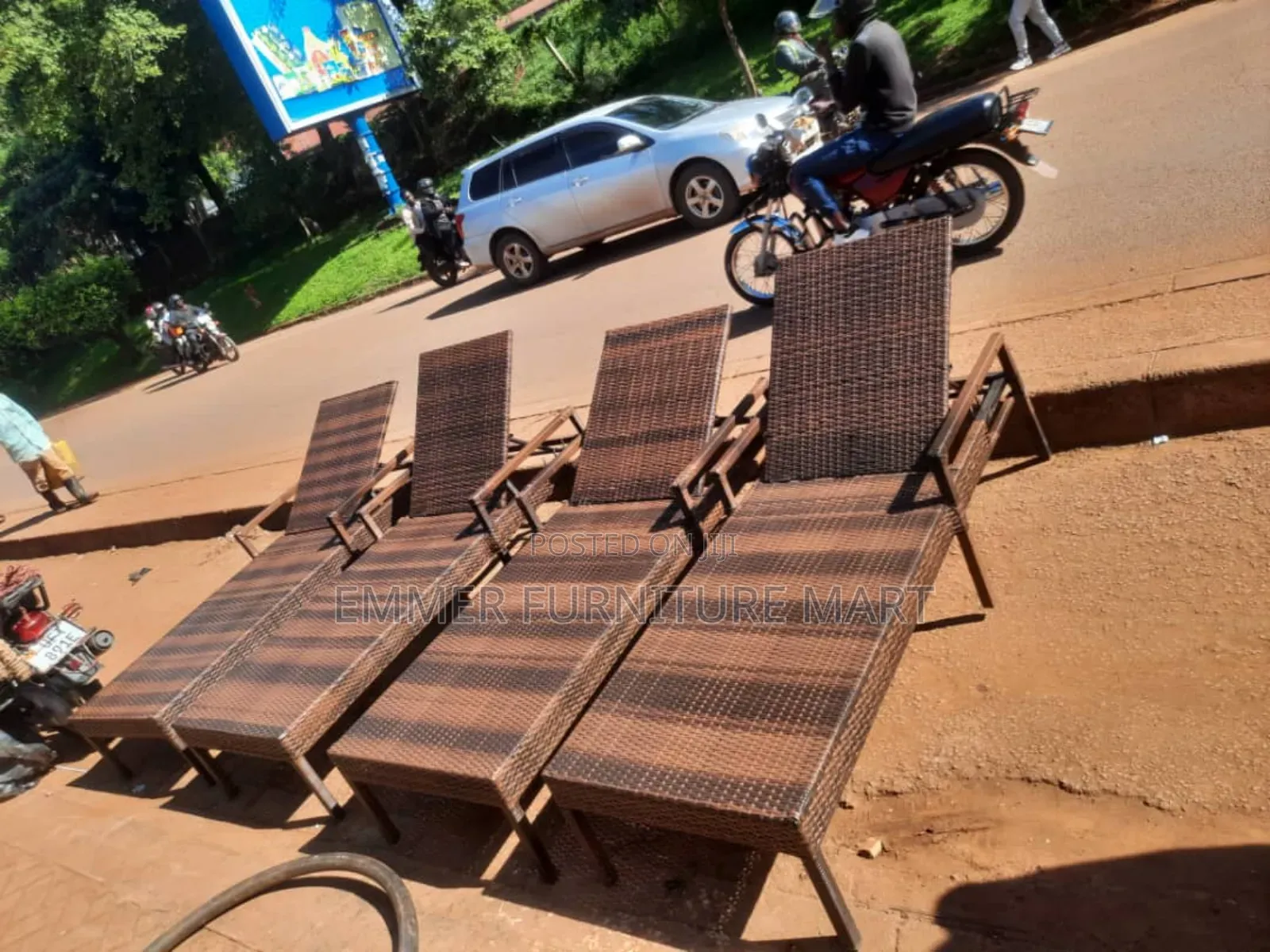 Pool Bed Crafts With Table Stool