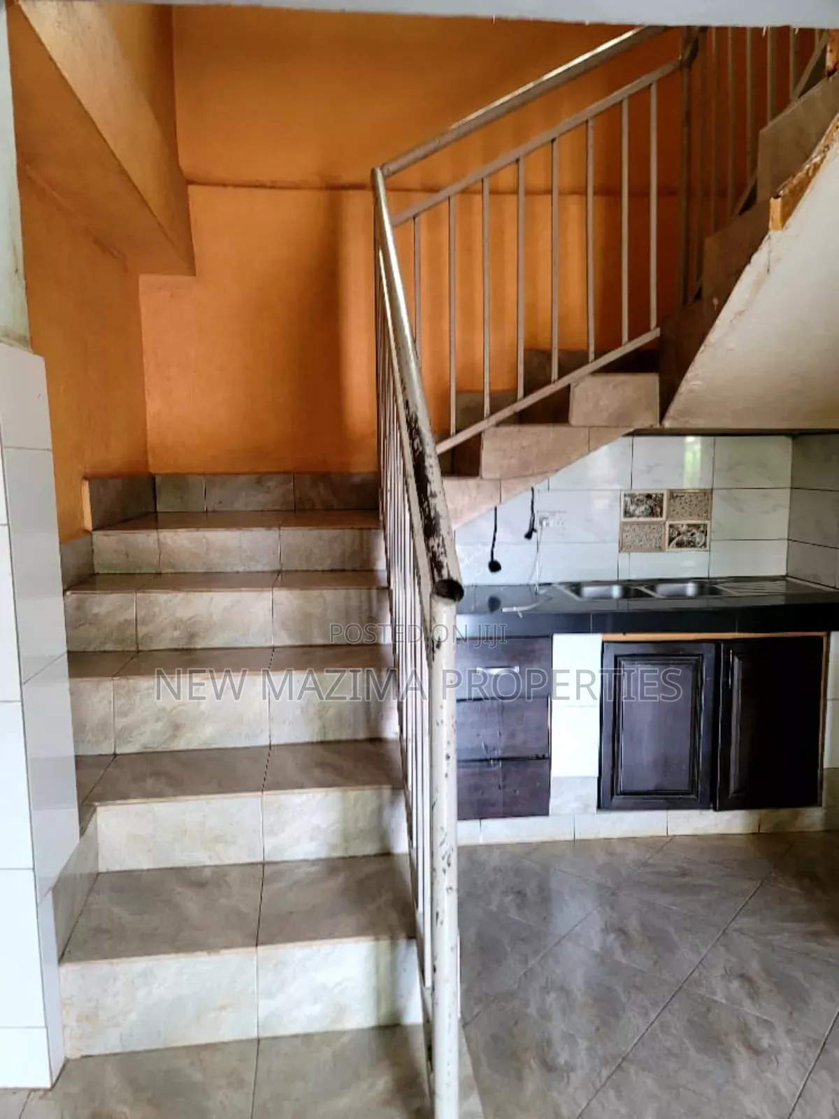 Mini Flat in Kajjansi Ntebe Rd, Central Division for sale