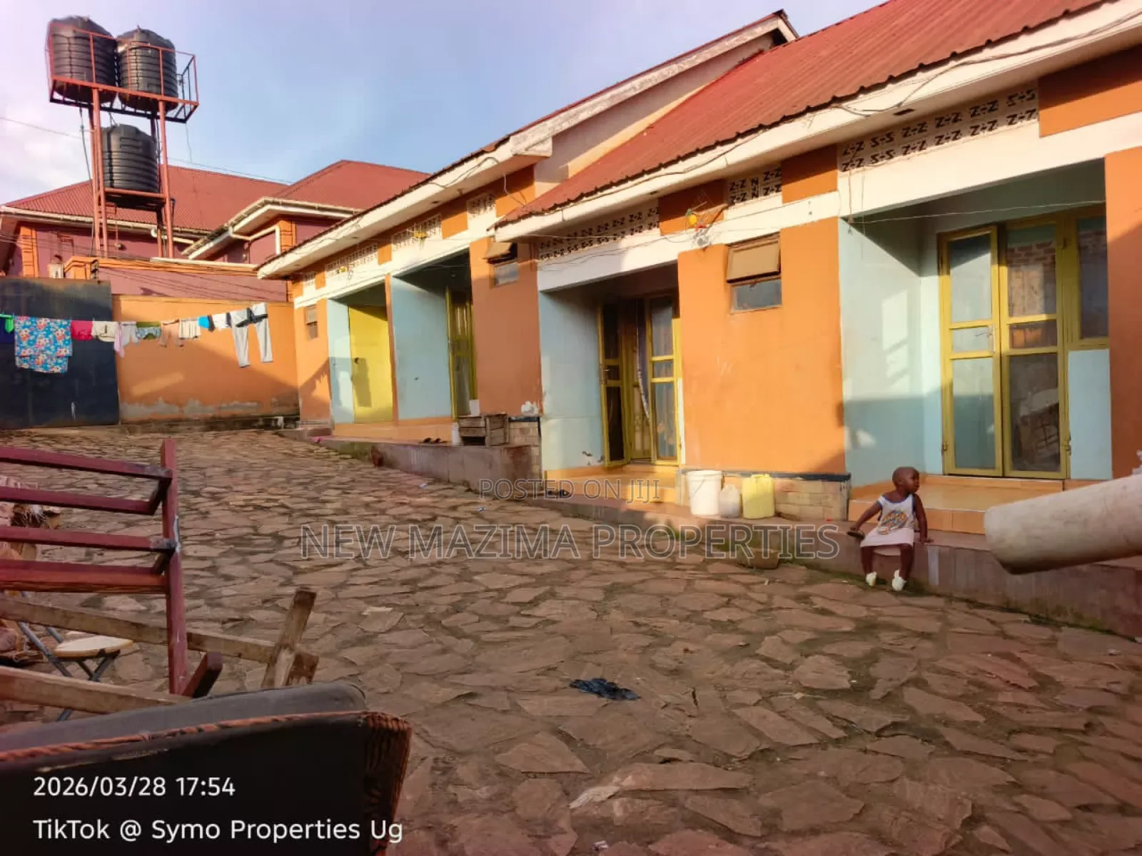6bdrm House in Nansana Town, Central Division for sale