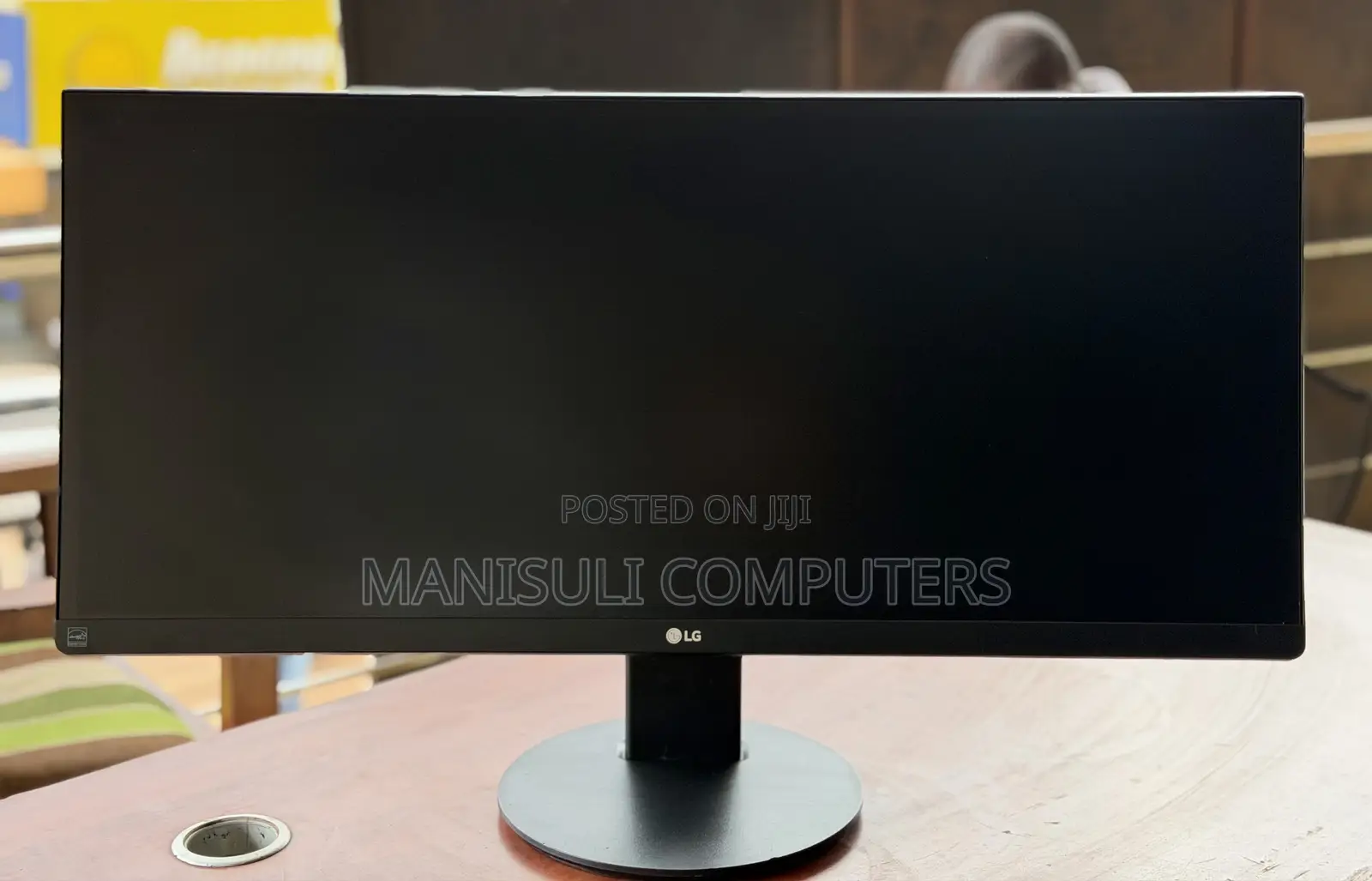 Lg Monitor Ips 29.5 Inch Screen Ips Hdmi Dp Usb 3.0