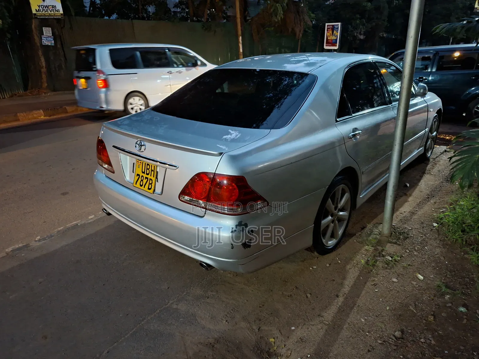 Toyota Crown 2007 Silver