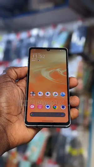Sharp Aquos sense5G 64 GB Black