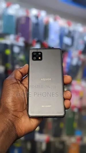 Sharp Aquos sense5G 64 GB Black