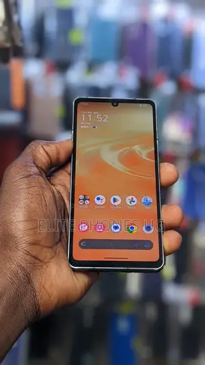 Sharp Aquos sense5G 64 GB Gray