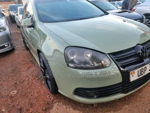 Volkswagen Golf 2015 Green