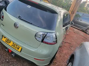 Volkswagen Golf 2015 Green