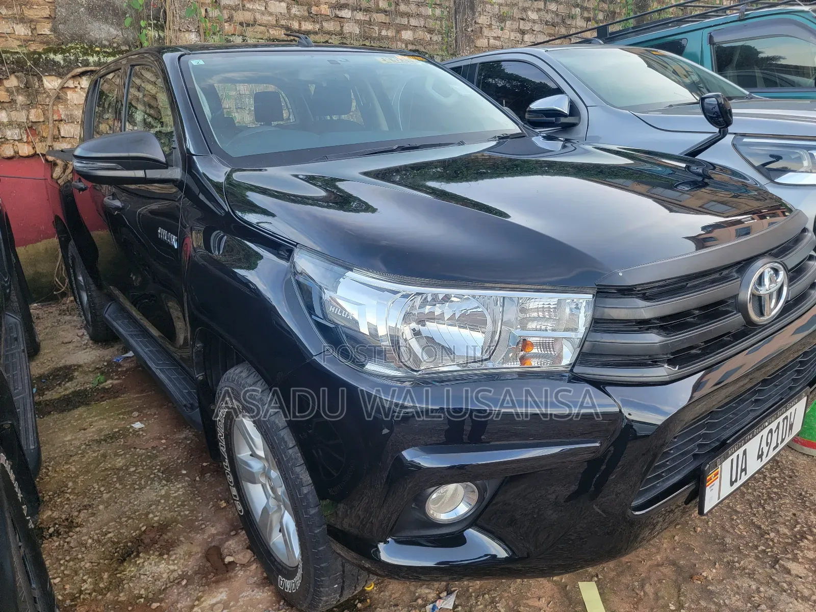 Toyota Hilux 2020 Black