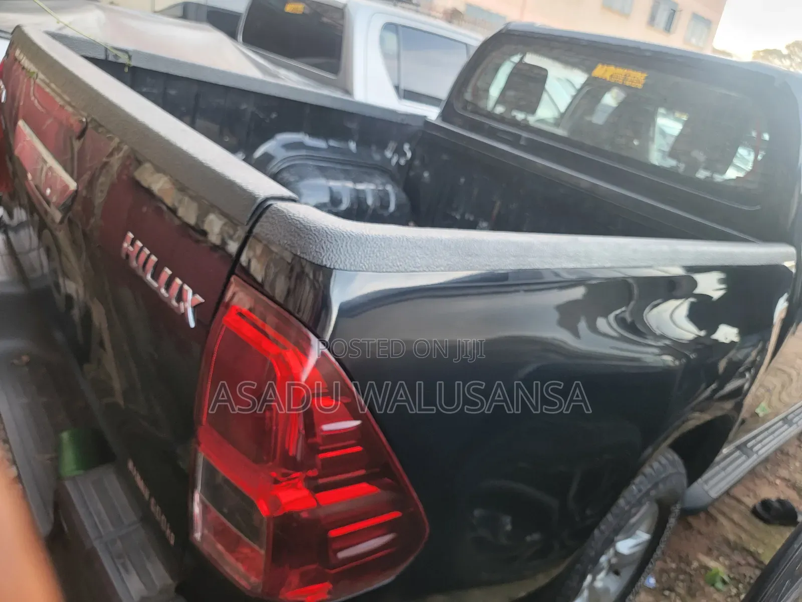 Toyota Hilux 2020 Black