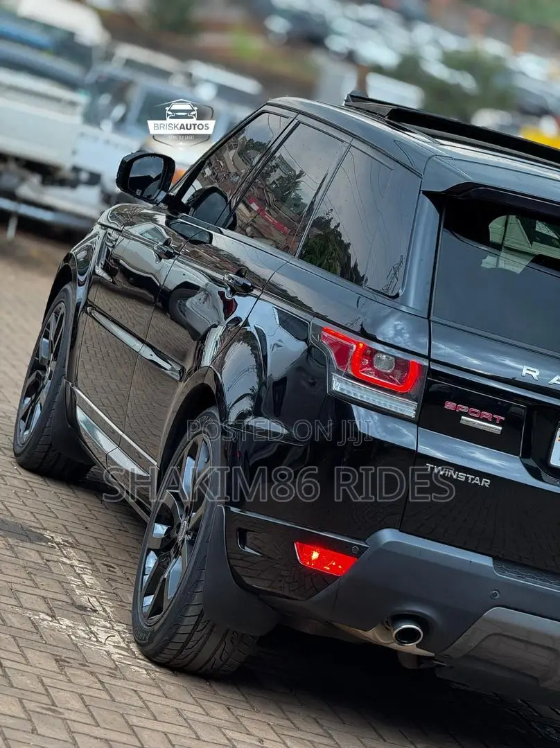 Land Rover Range Rover Sport HSE Td6 4x4 (3.0L 6cyl 8A) 2016 Black