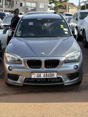 BMW X1 sDrive28i 4dr SUV (2.0L 4cyl Turbo 8A) 2014 Gray