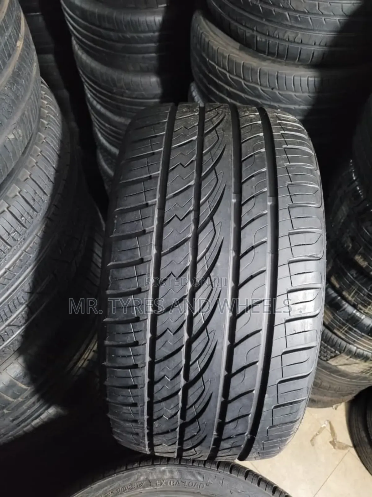 315 35 R20 Maxtrek Tires Very Comfortable on Road and Strong Enough.