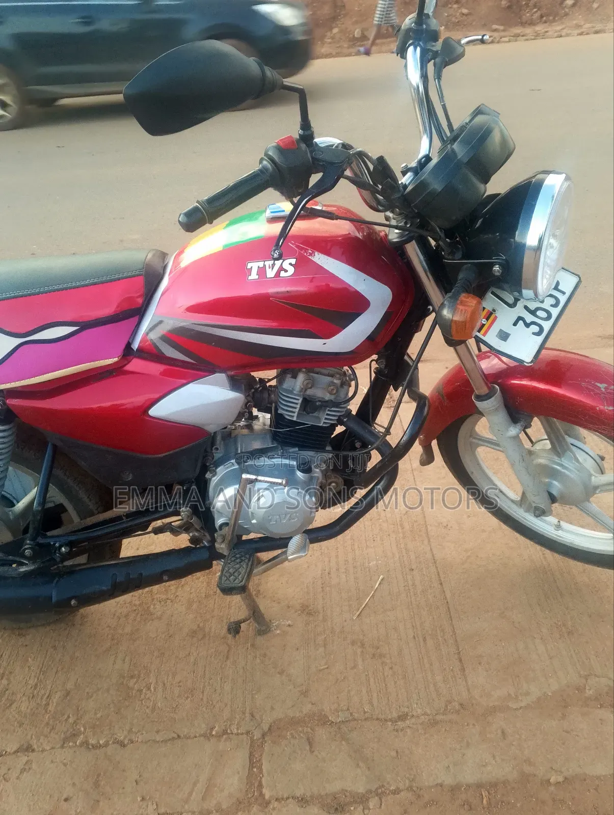 TVS HLX 125 2023 Red