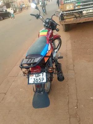 TVS HLX 125 2023 Red