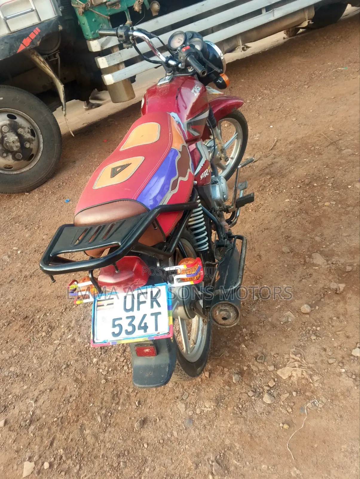 TVS HLX 125 2023 Red