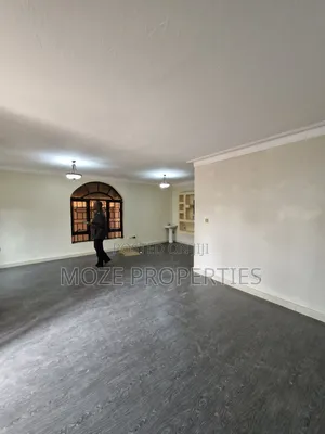 3bdrm Duplex in Kyaliwajala Nsawo, Central Division for rent