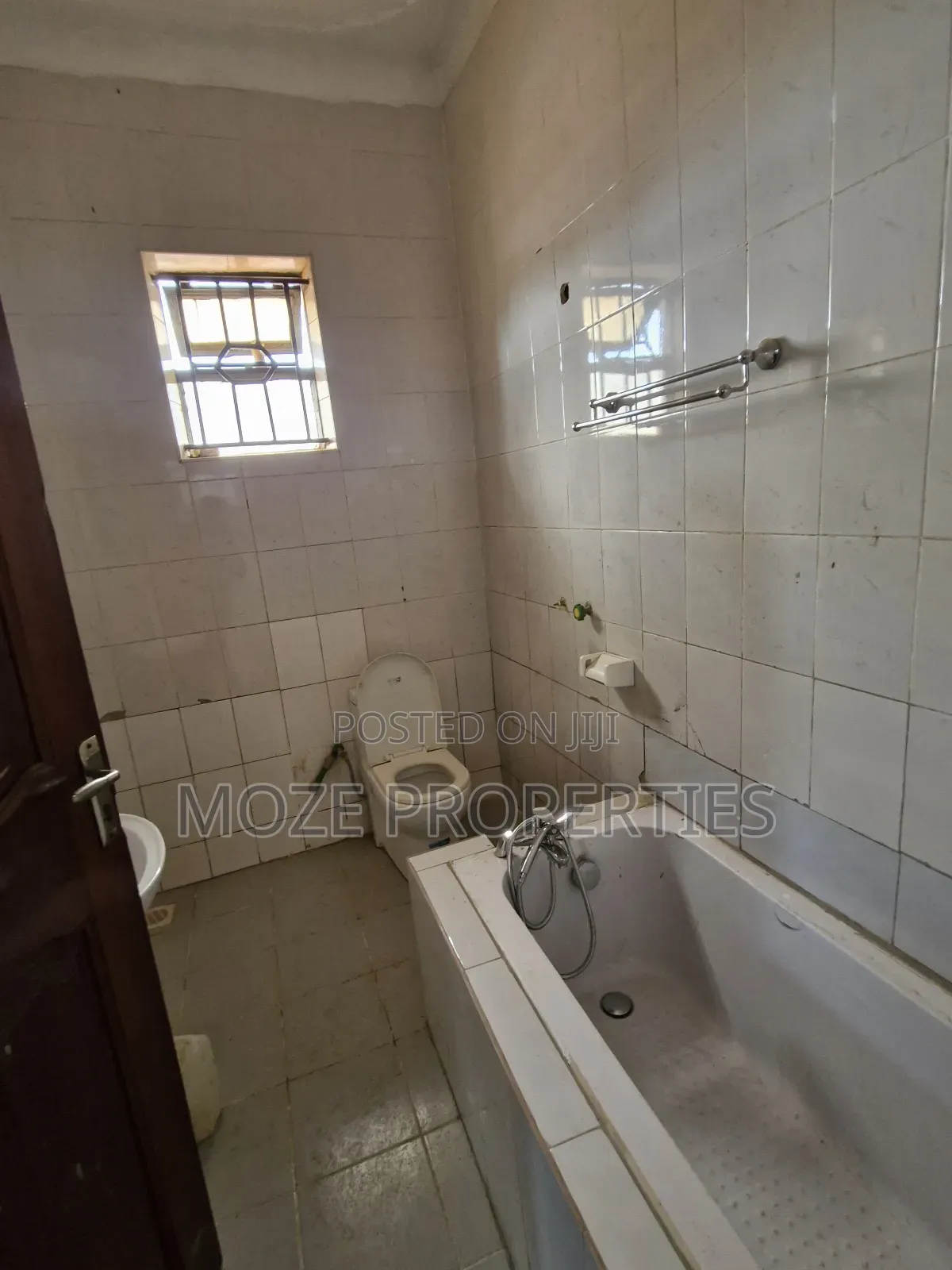 3bdrm Duplex in Kyaliwajala Nsawo, Central Division for rent