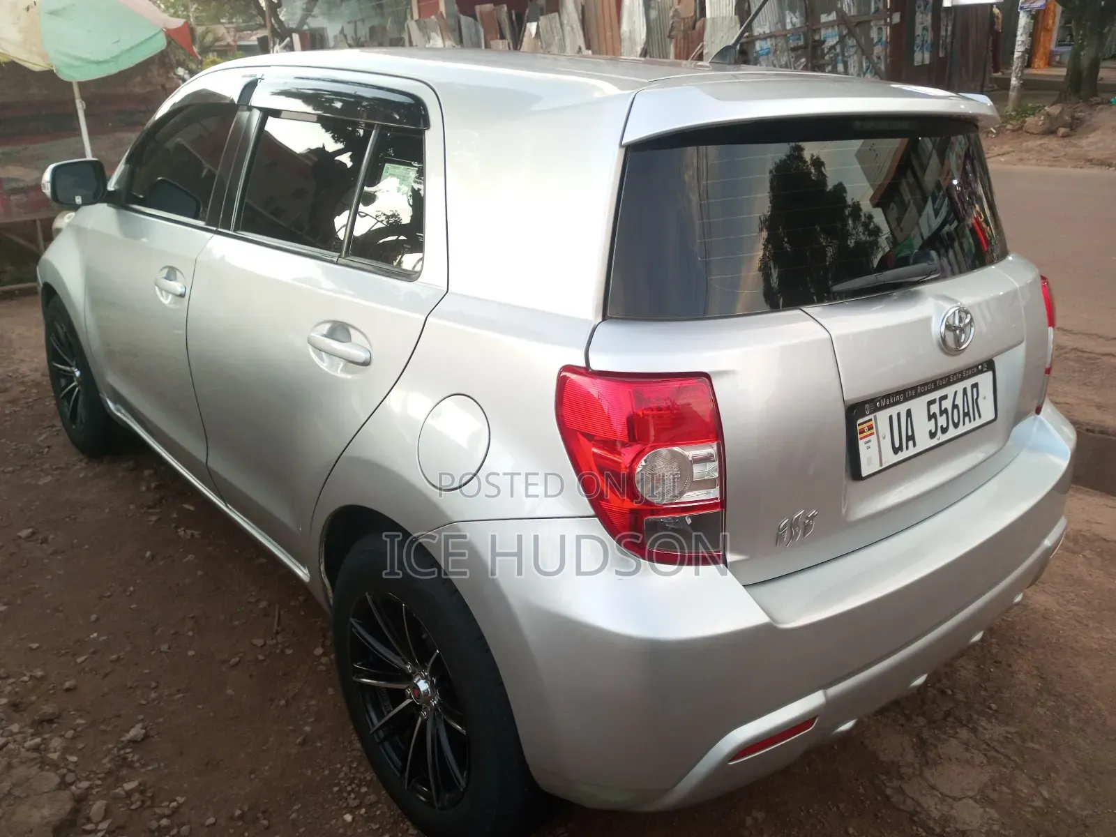 Toyota IST 2009 Silver