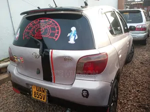 Toyota Vitz 2003 Pink