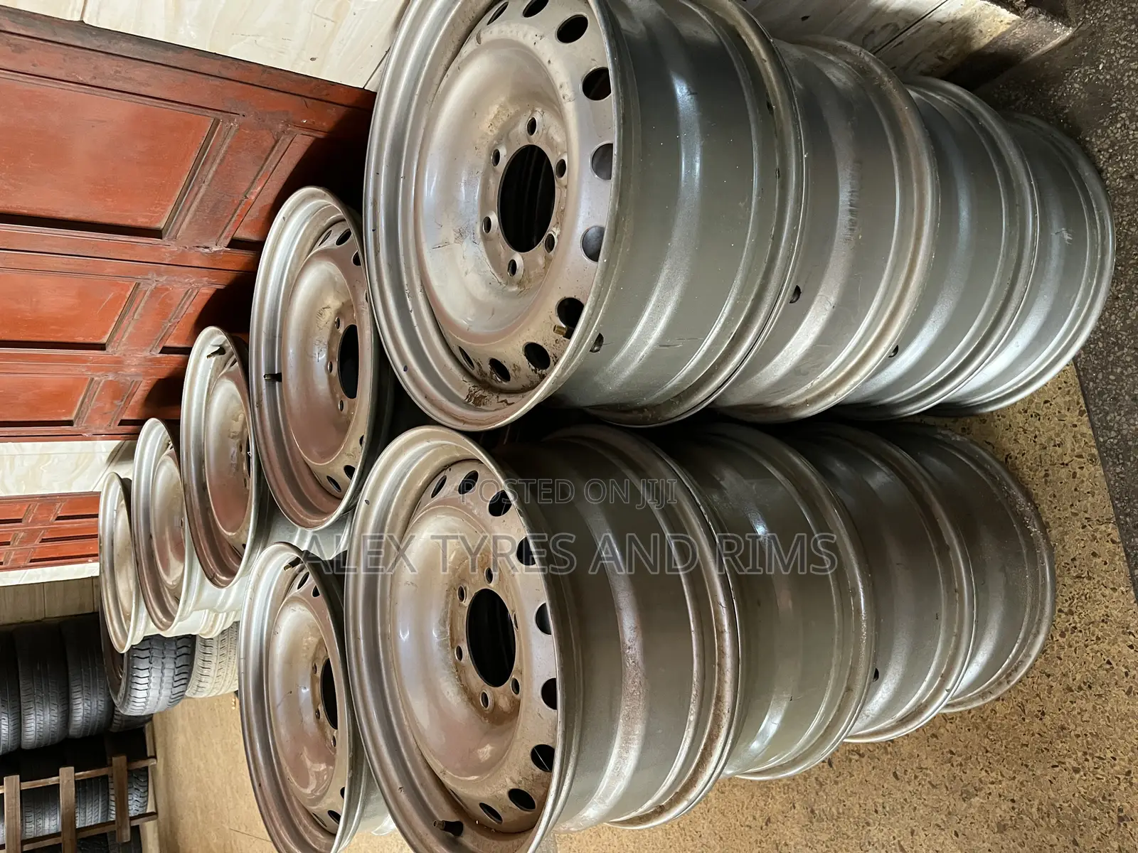 Ordinary Rims for Hilux and the Other Cars