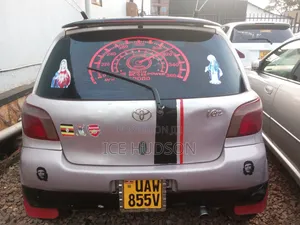 Toyota Vitz 2003 Pink