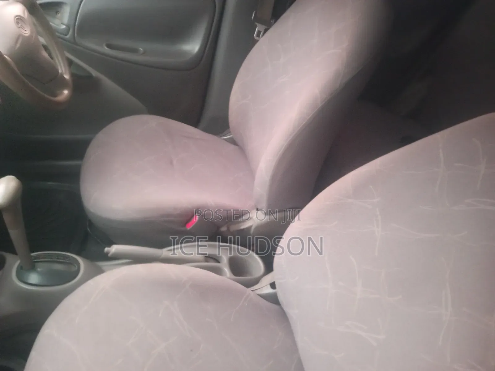 Toyota Platz 2004 Silver