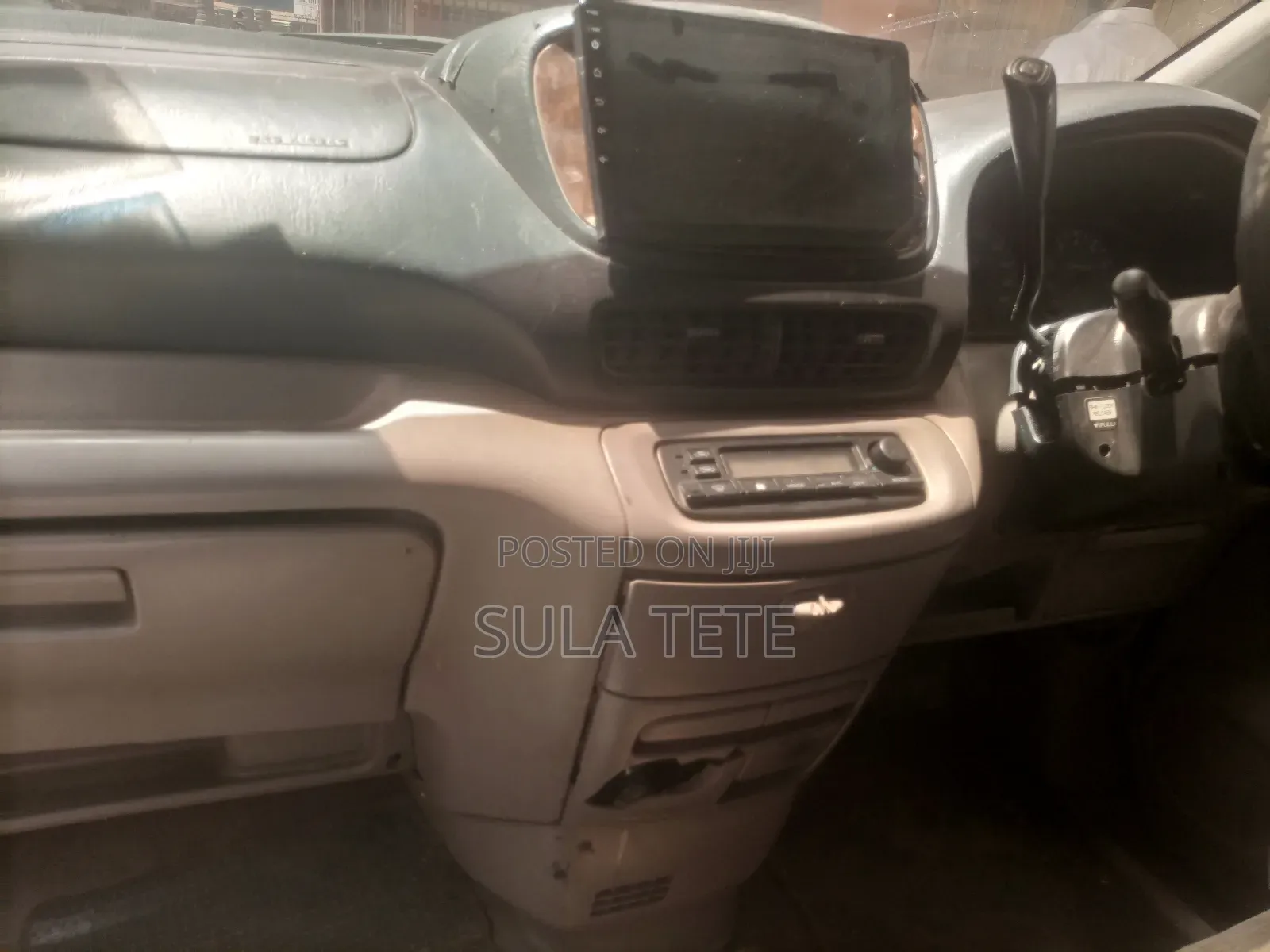 Nissan Serena 2000 Silver