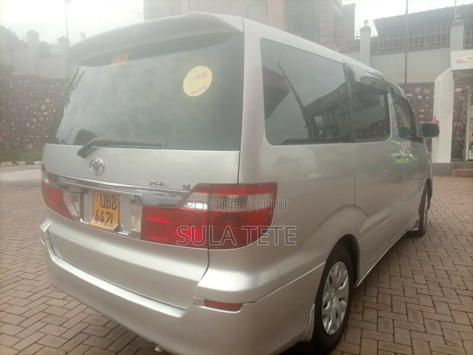 Toyota Alphard 2.4 Petrol FWD 2006 Silver