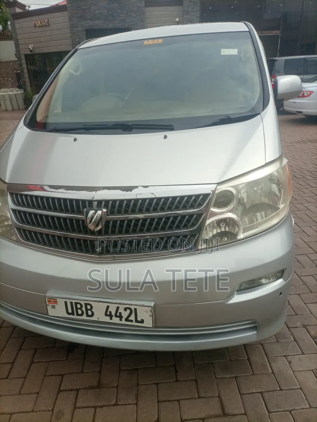 Toyota Alphard 2.4 Petrol FWD 2006 Silver