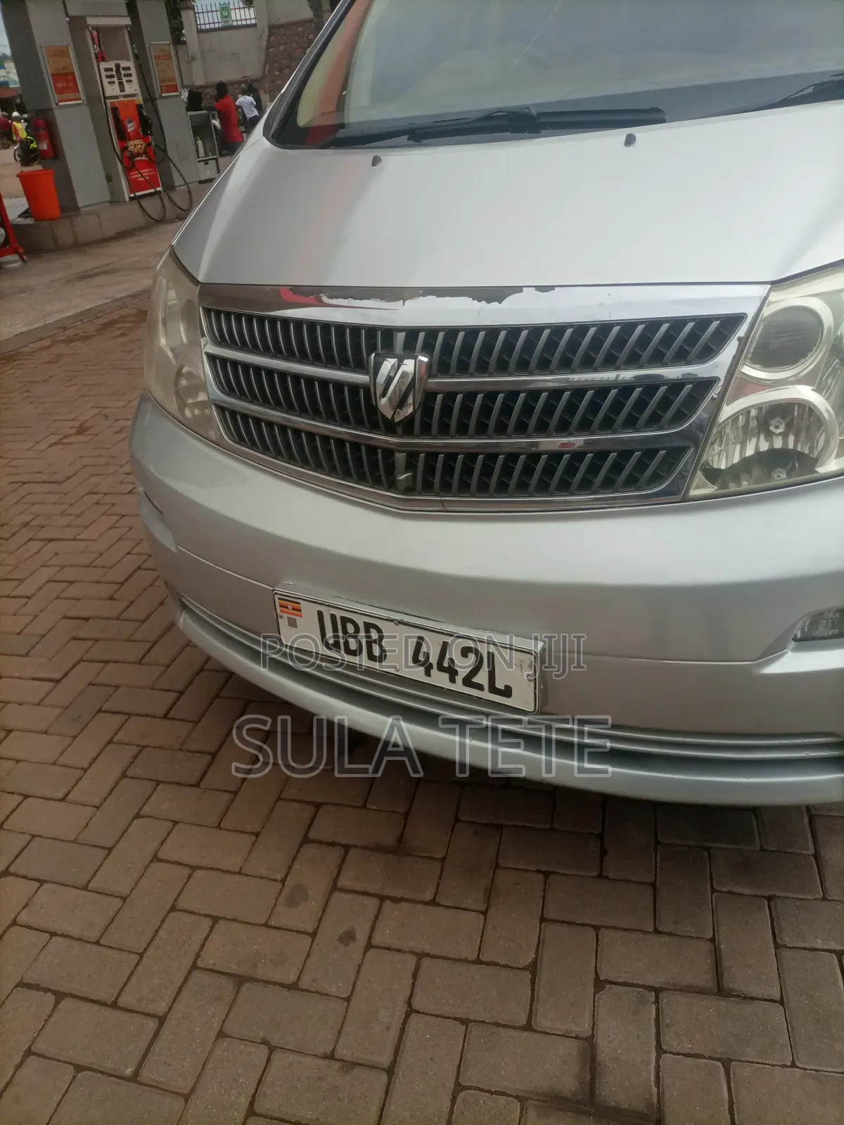 Toyota Alphard 2.4 Petrol FWD 2006 Silver