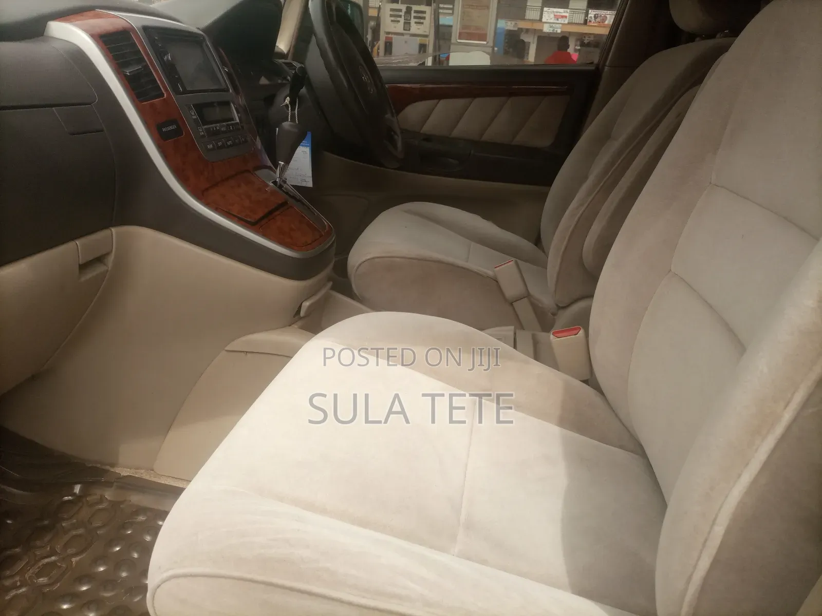 Toyota Alphard 2.4 Petrol FWD 2006 Silver