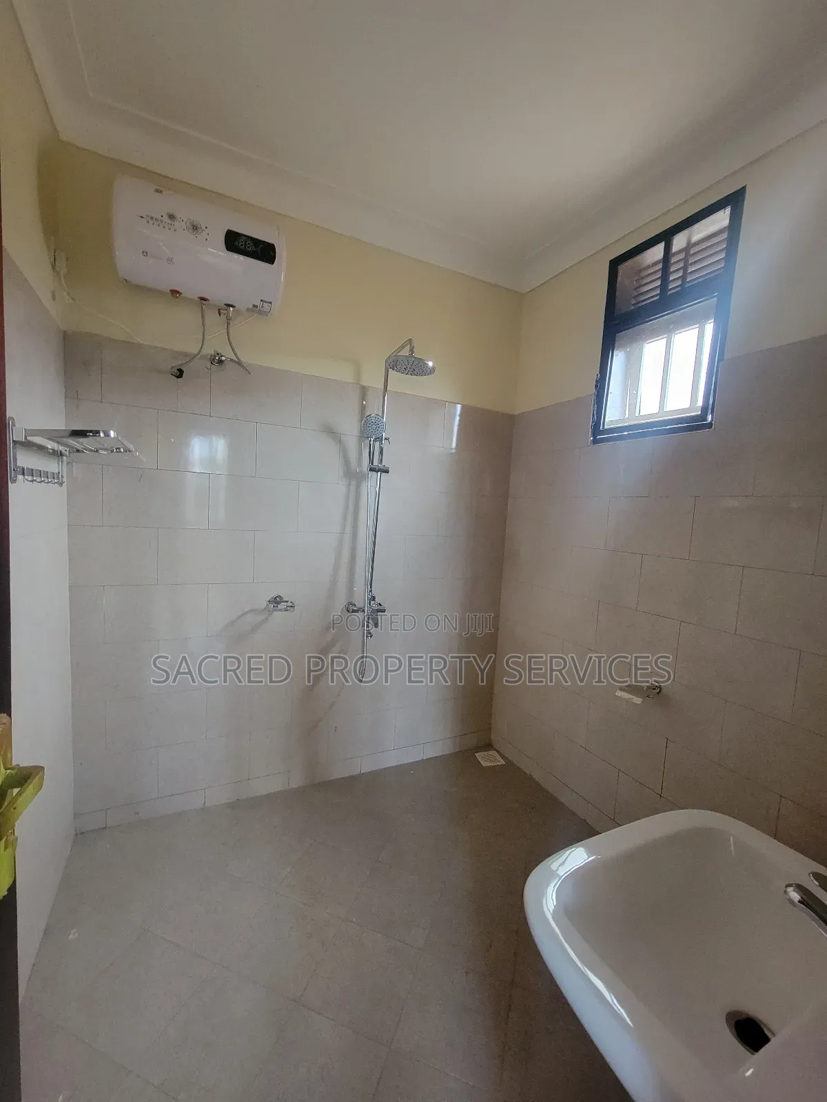 2bdrm Apartment in Mulawa Estate, Kira for rent