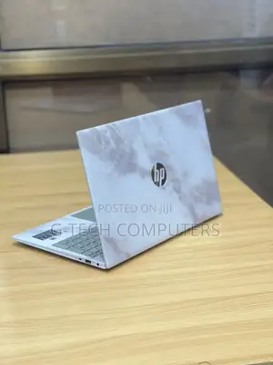 New Laptop HP Pavilion 15-eh0050wm 8GB Intel Core i7 SSD 512GB