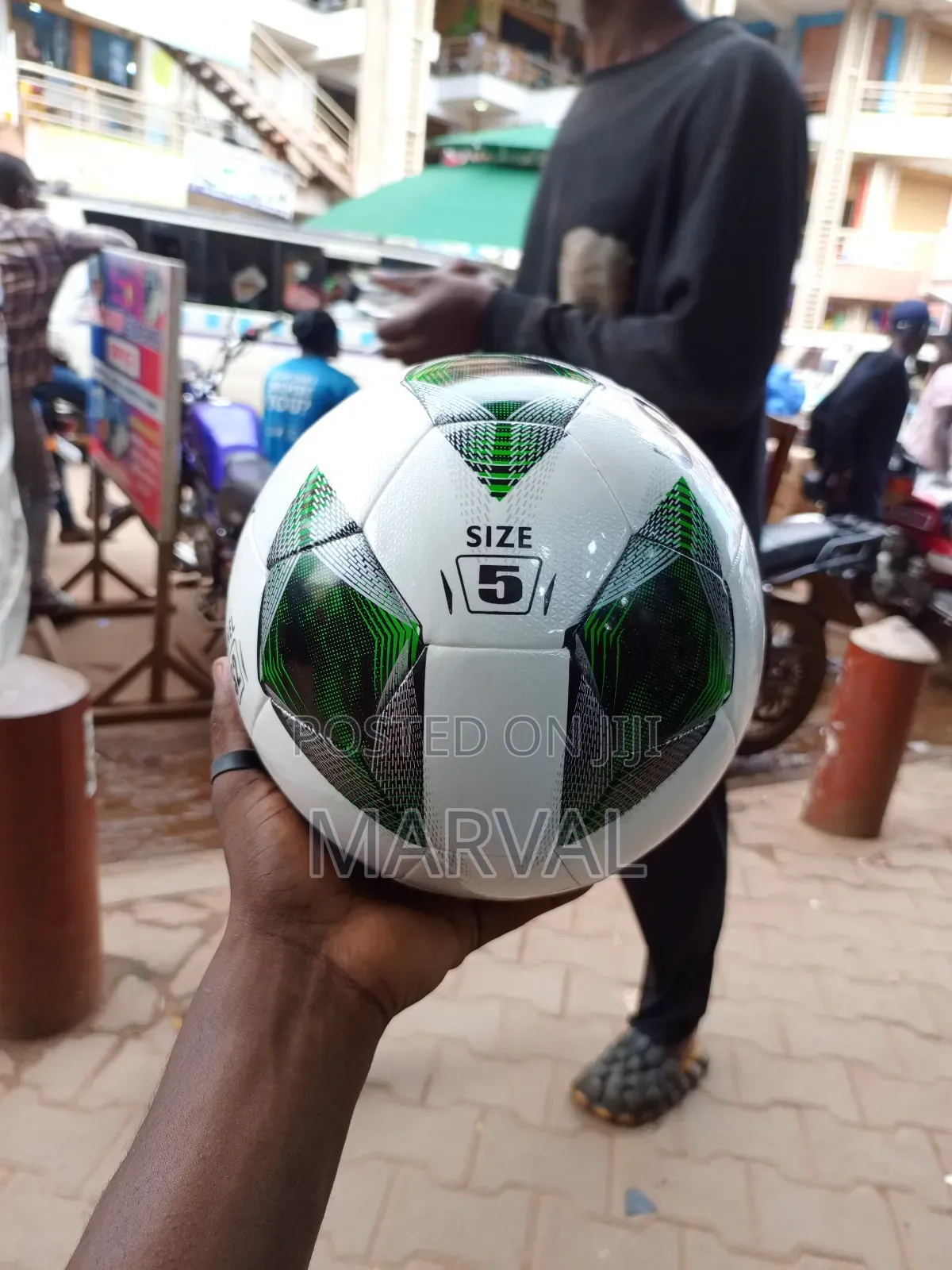 Molten F5a3400-G Football Matchball