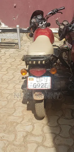 Bajaj CT 125X 2024 Red