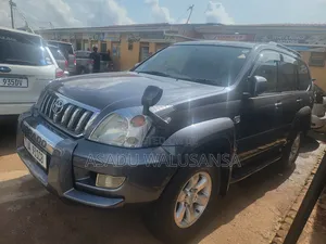 Toyota Land Cruiser Prado 2013 Black