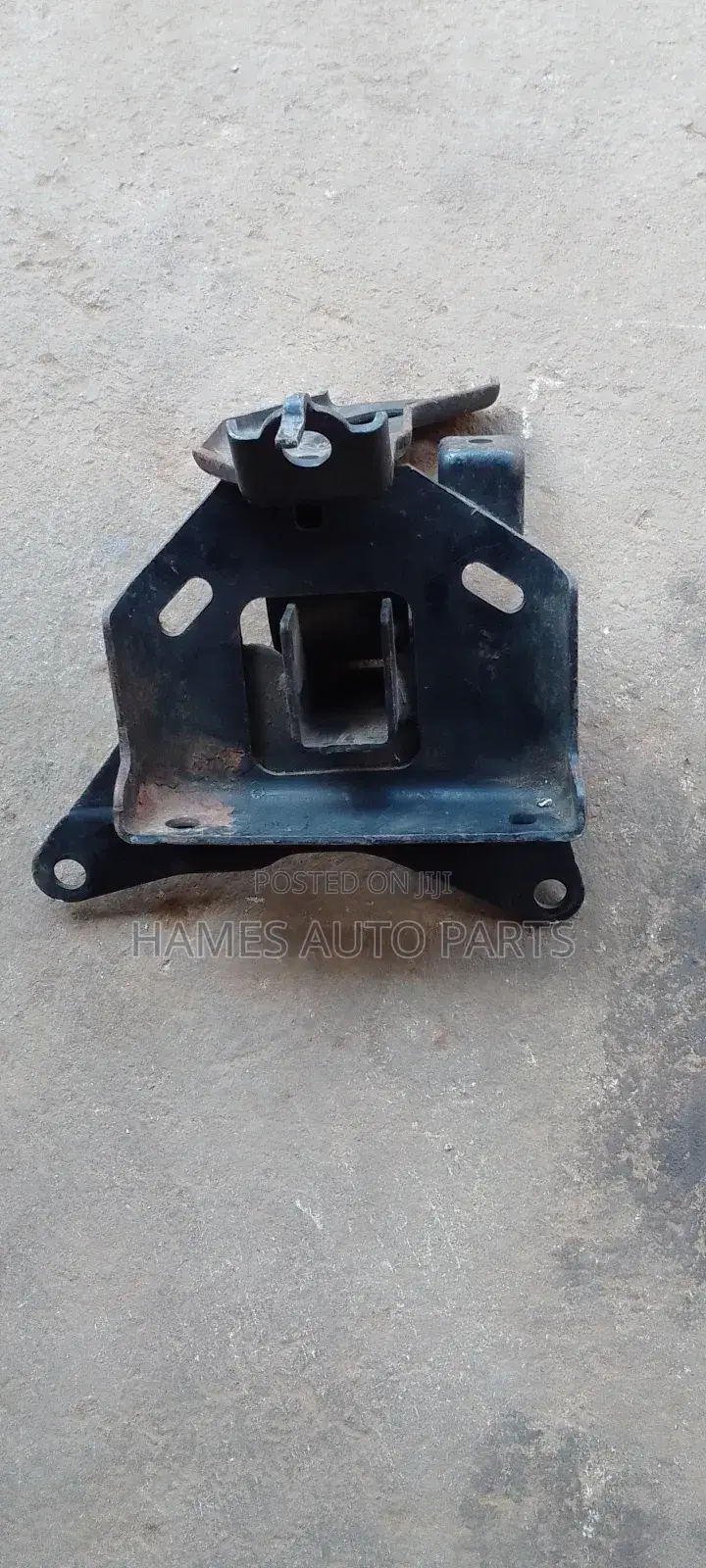 Ist Gearbox Mounting