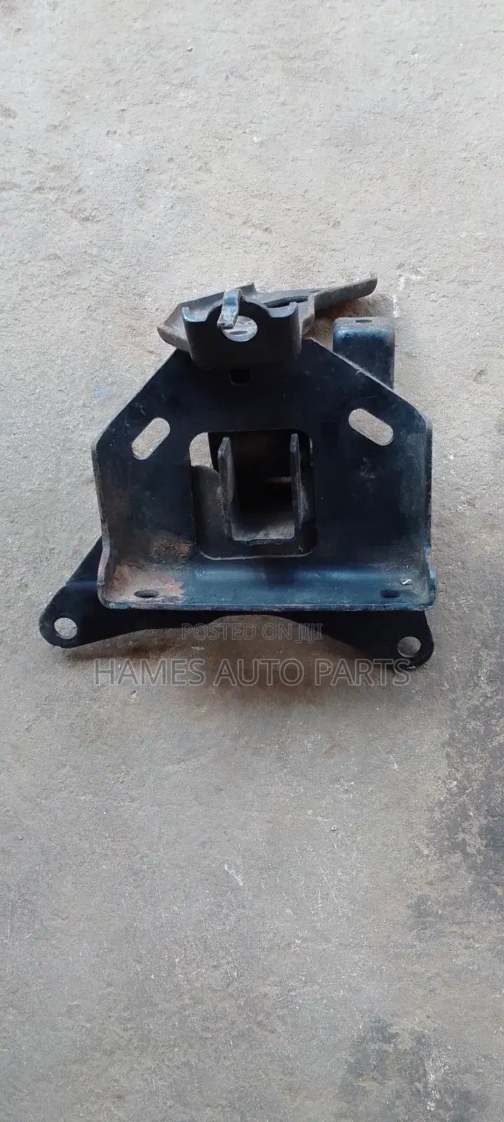 Ist Gearbox Mounting